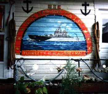 houselg.jpg (40745 bytes)